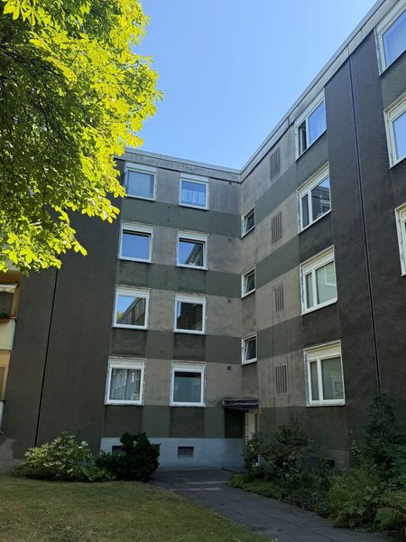 3 Zimmer Wohnung mit Balkon sucht nette Mieter!